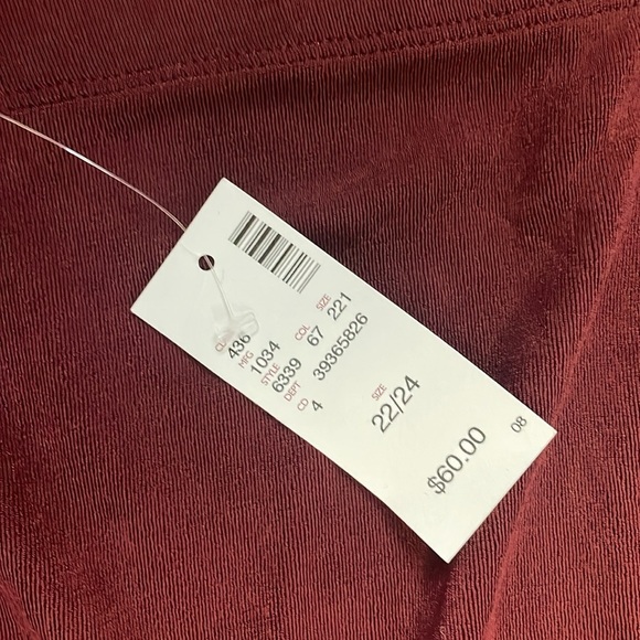 NWT VIP by Avenue burgundy stretchy travel wide leg pants size 22/24A - Picture 2 of 4